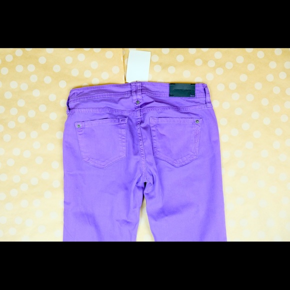 Jean - Picture 4 of 8